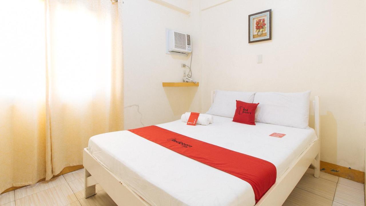 Reddoorz @ Golden Skye Hotel Guagua Dış mekan fotoğraf
