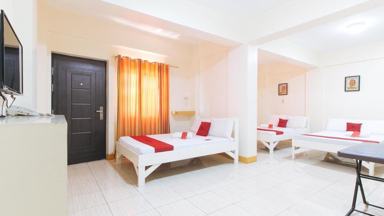 Reddoorz @ Golden Skye Hotel Guagua Dış mekan fotoğraf
