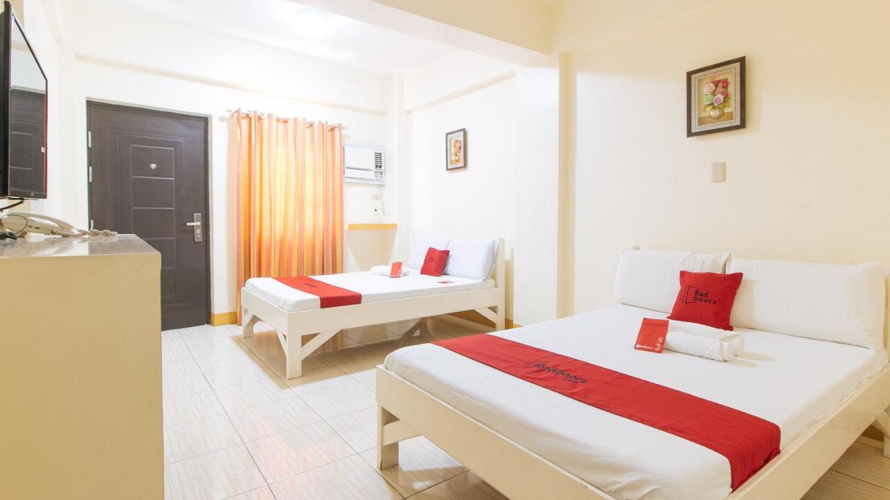 Reddoorz @ Golden Skye Hotel Guagua Dış mekan fotoğraf
