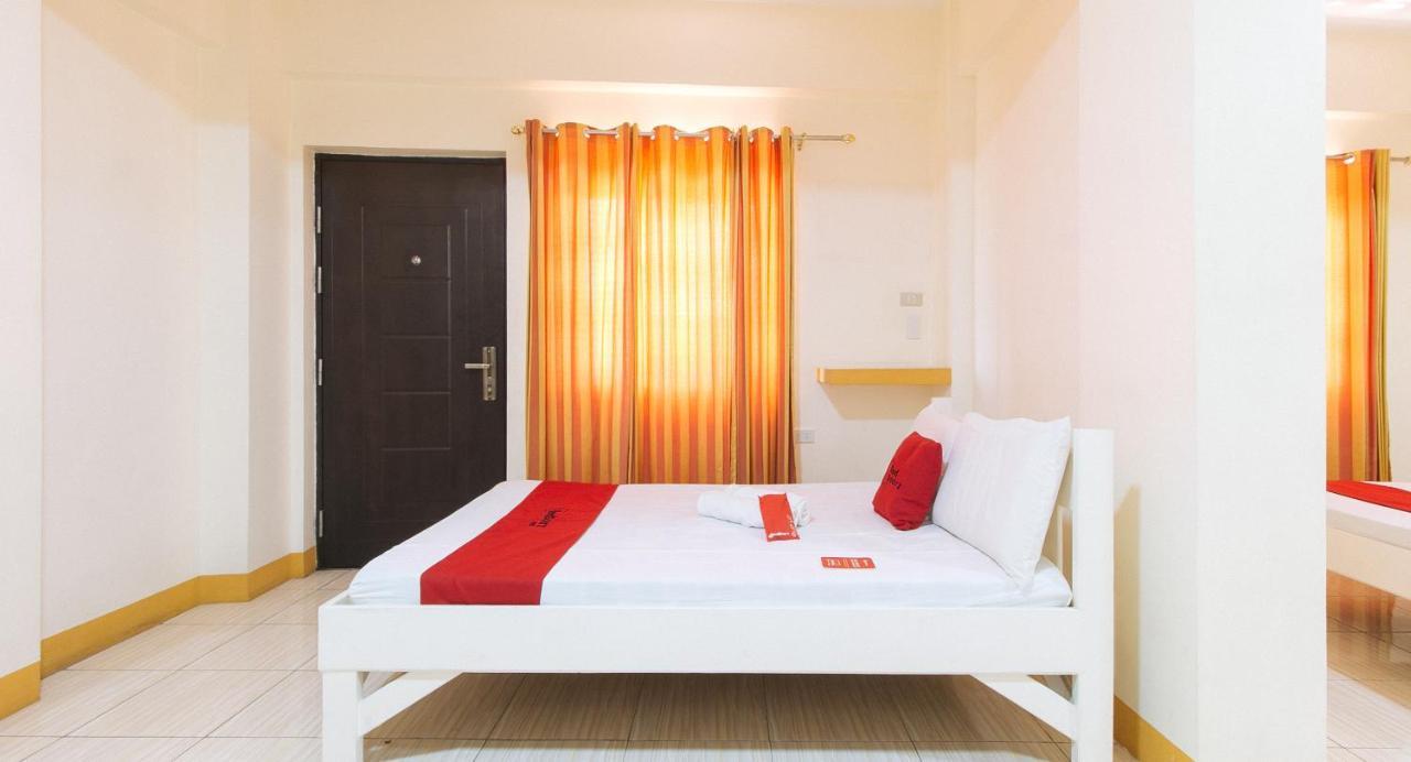 Reddoorz @ Golden Skye Hotel Guagua Dış mekan fotoğraf