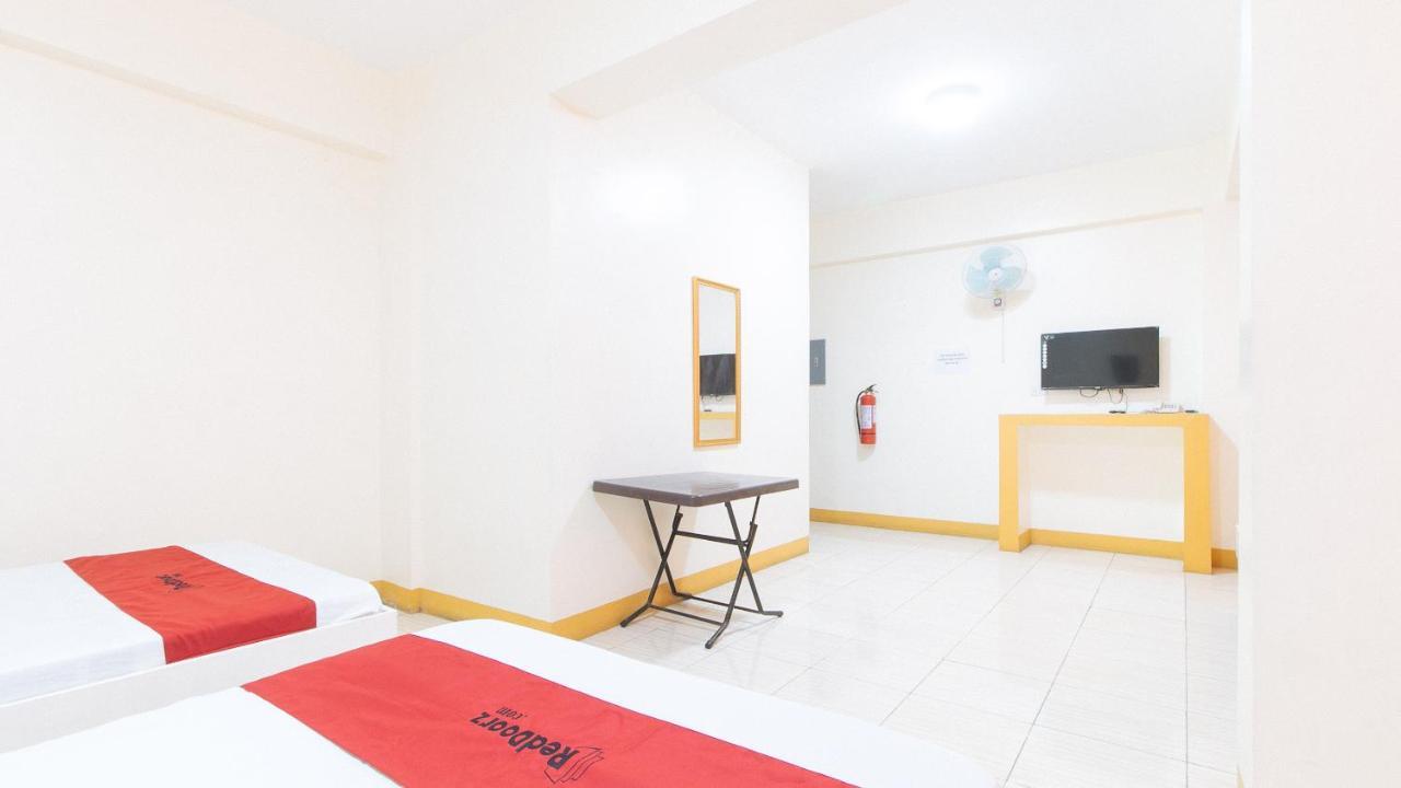 Reddoorz @ Golden Skye Hotel Guagua Dış mekan fotoğraf